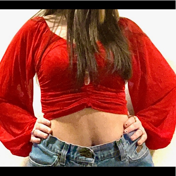 Chic Star Off Shoulder Crop Top - Picture 1 of 7